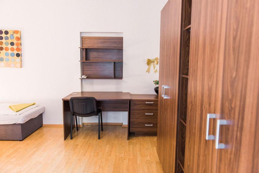 Lion Apartments In Historical Center, Bratislava Old Town Luaran gambar